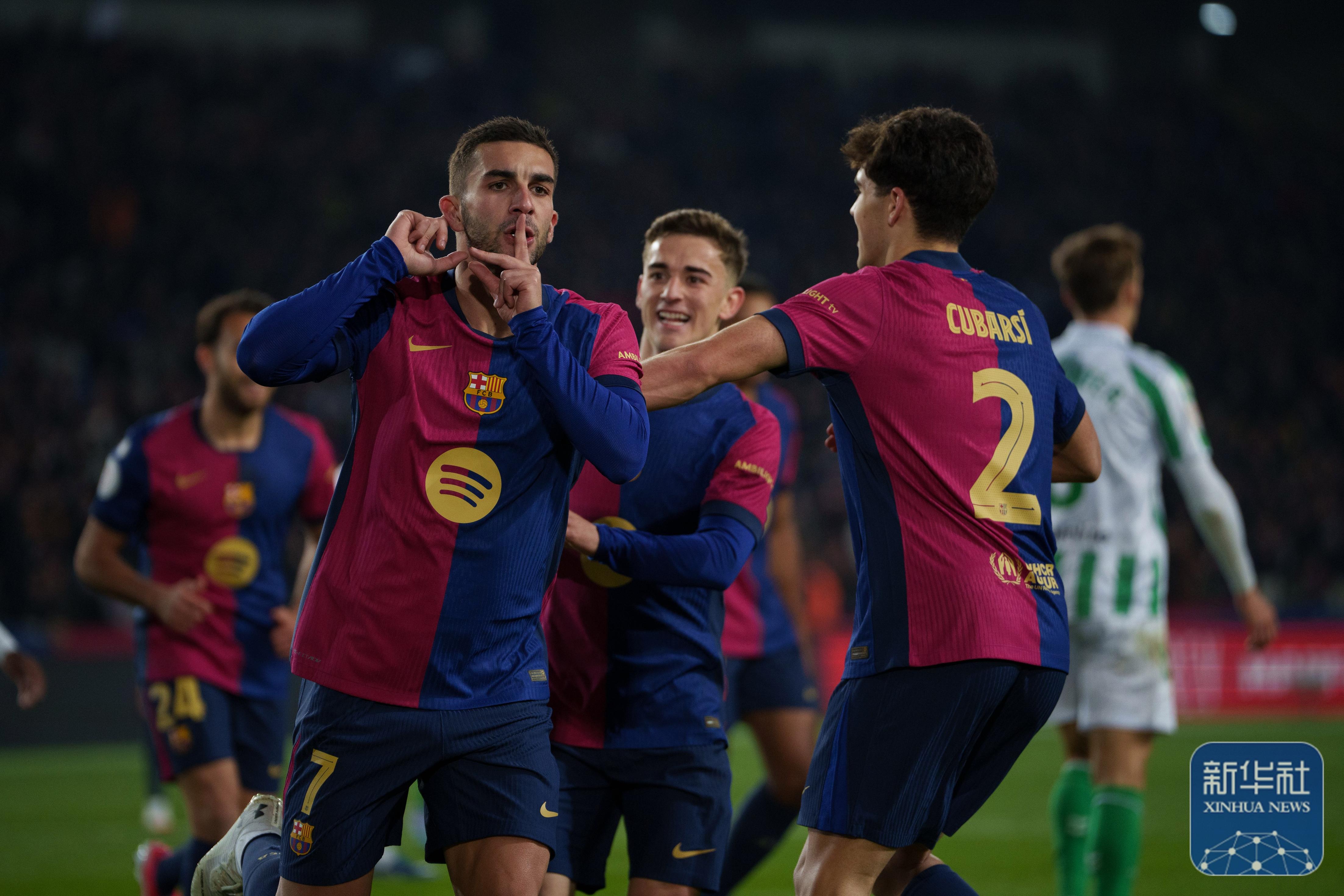 西班牙横扫克罗地亚,加维点燃赛场 西班牙横扫克罗地亚,加维点燃赛场