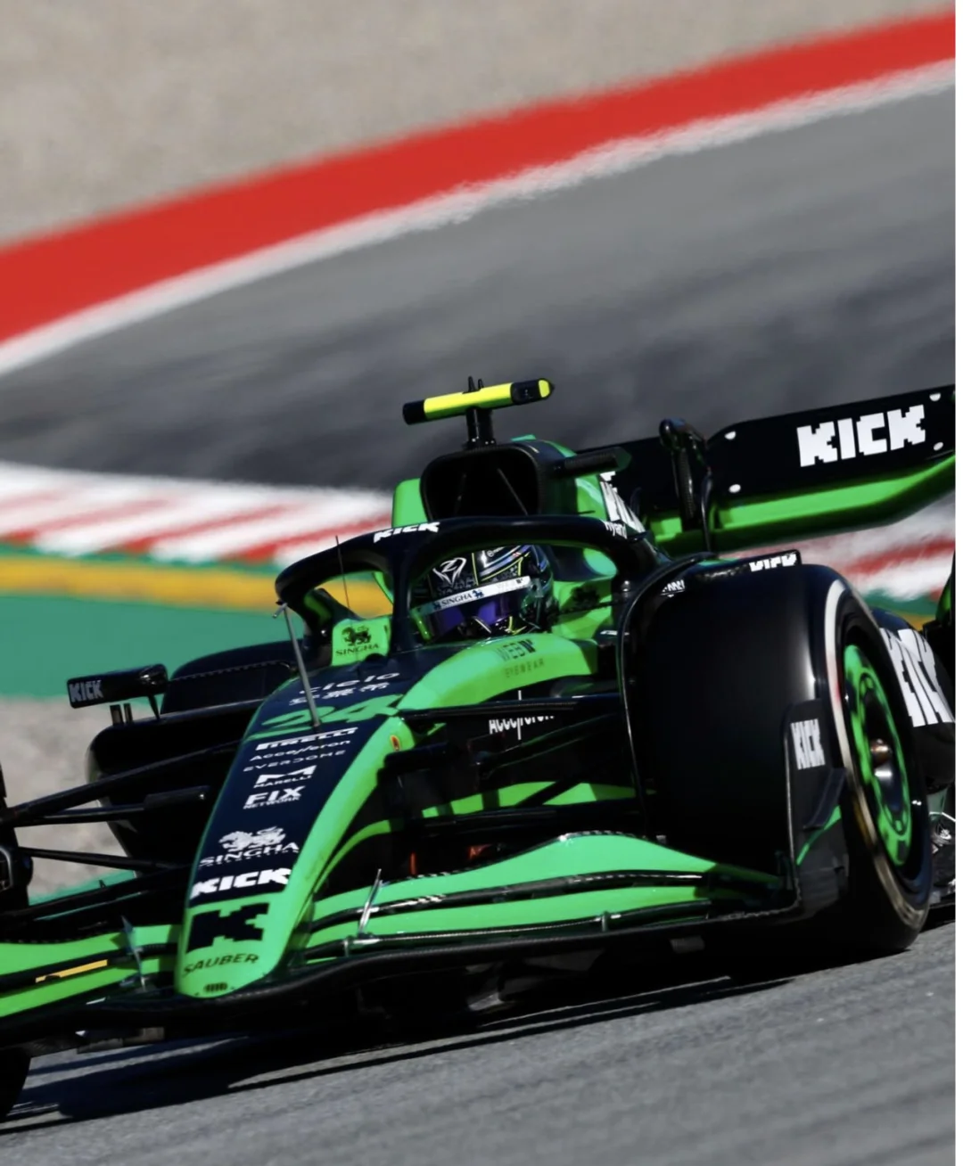 红牛二队绝杀红牛车队，周冠宇扛起全队