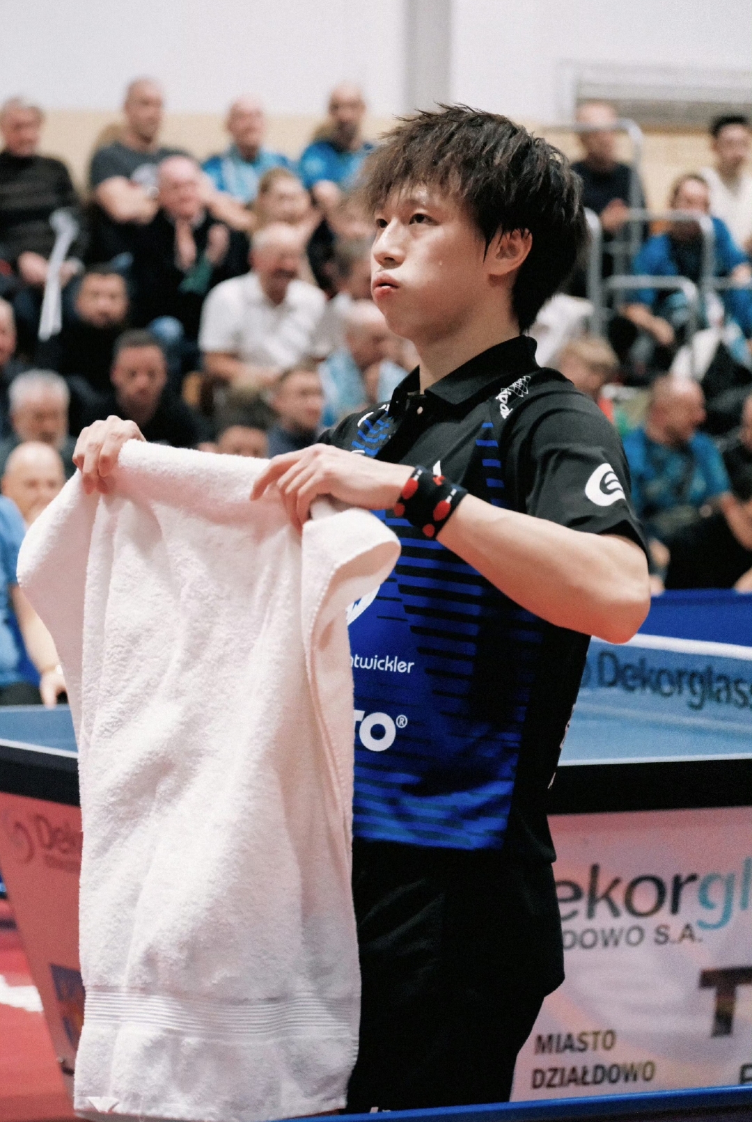 韩国队绝杀英格兰队，林高远关键制胜