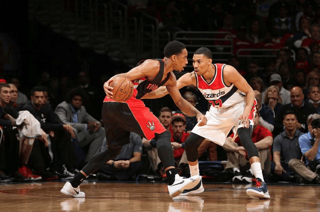 北京队横扫福建队，德罗赞惊艳四座