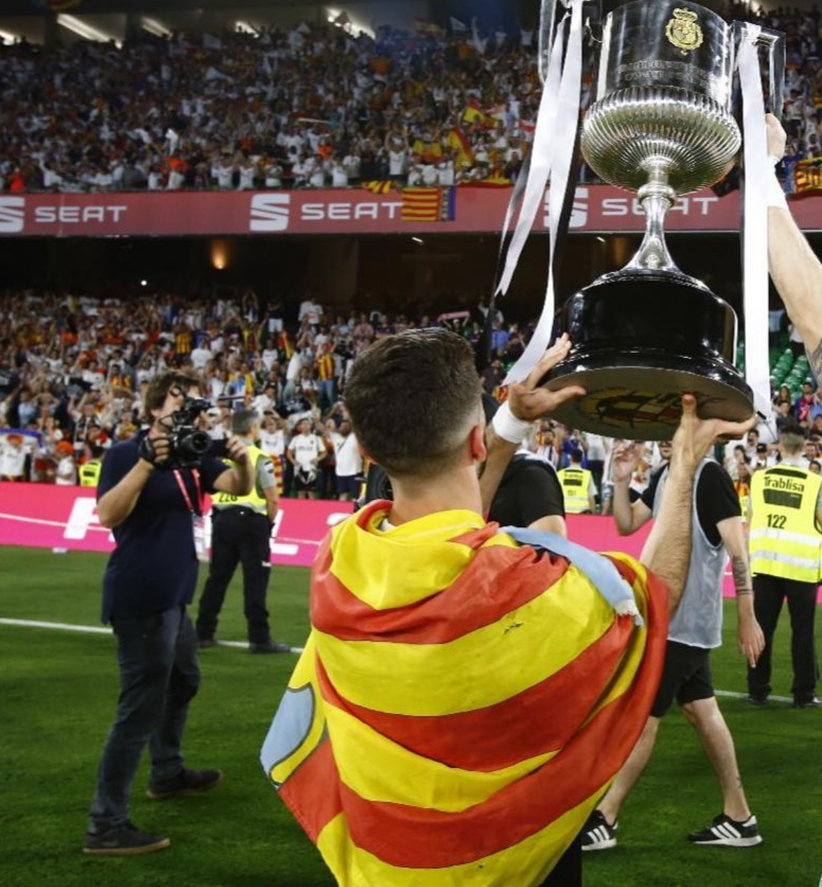 塞维利亚轻取皇马，加维关键制胜