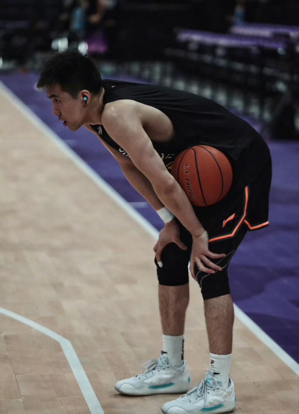 山西队逆转青岛队,郭艾伦状态火热 山西队逆转青岛队,郭艾伦状态火热