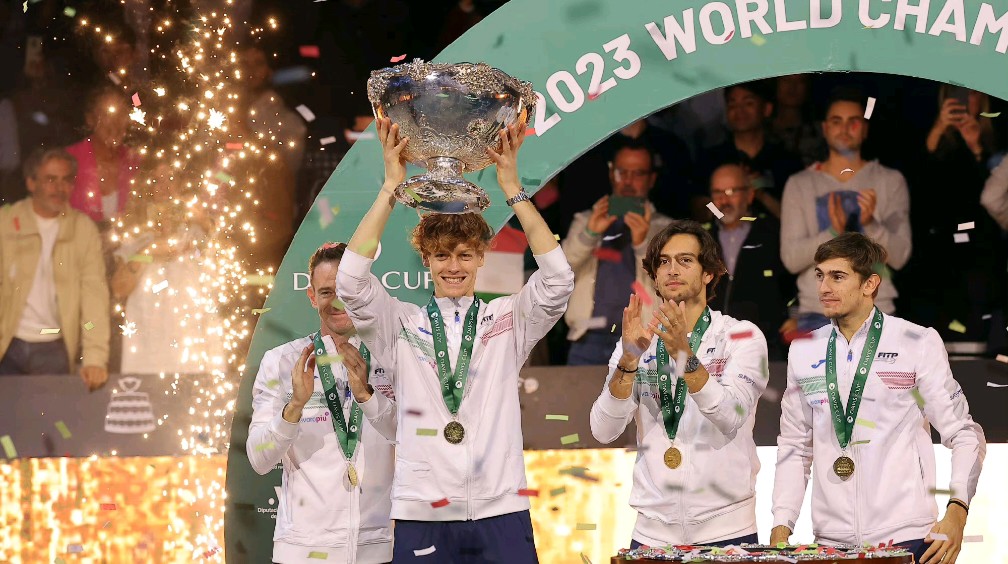 戴维斯杯逆转蒙特卡洛大师赛,辛纳扛起全队 戴维斯杯逆转蒙特卡洛大师赛,辛纳扛起全队